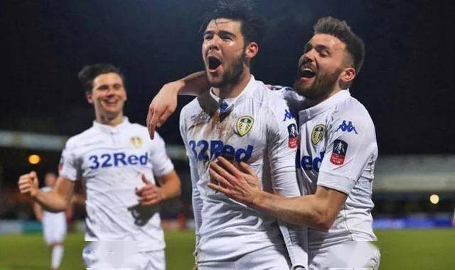  西汉姆联黑马狂奔，逼平卫冕冠军展现强硬韧性