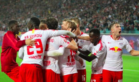  莱比锡红牛主场憾平门兴，德甲前三甲积分差距缩小至三分