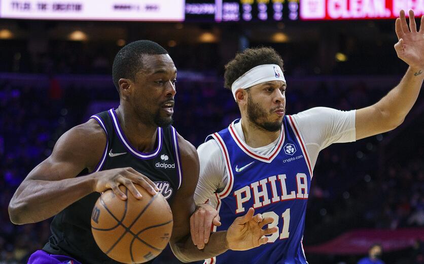  哈利伯顿助攻创新高，步行者大胜黄蜂展强攻